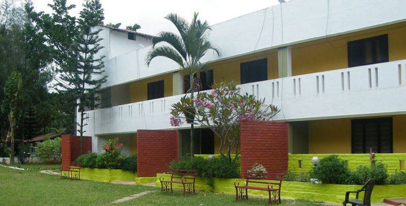Clifftop Resorts, Yelagiri 5